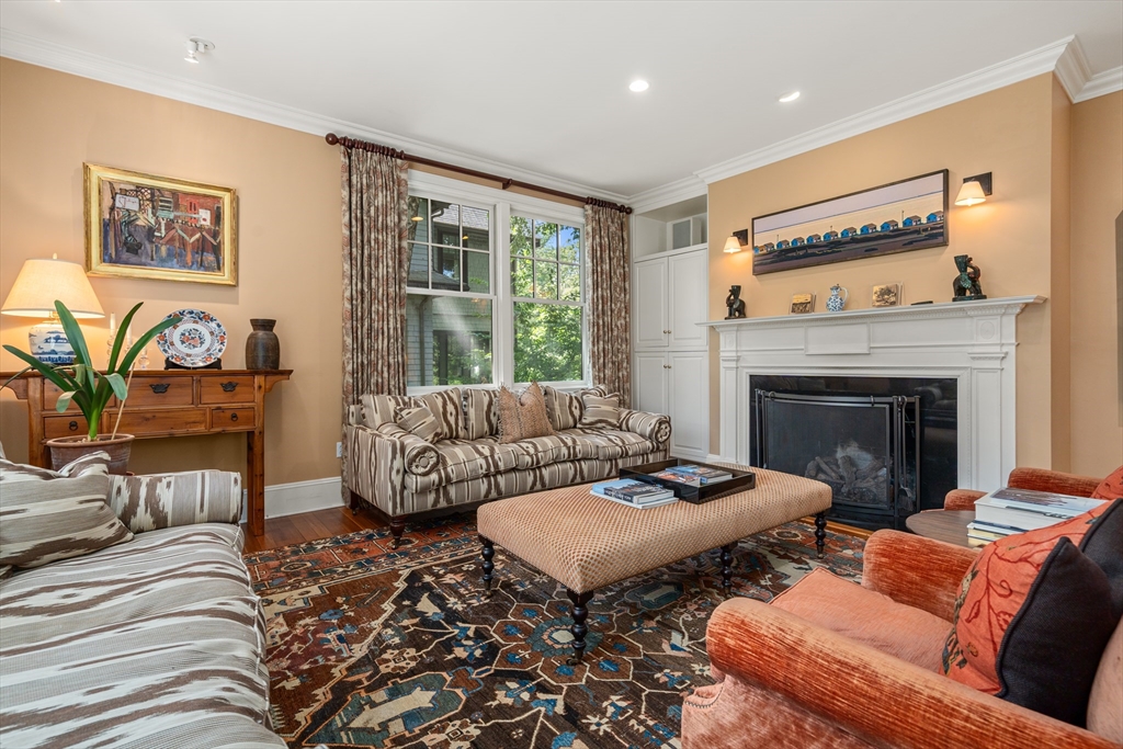 Cambridge, Massachusetts, 02138, United States, 6 Bedrooms Bedrooms, ,7 BathroomsBathrooms,Residential,For Sale,1949717