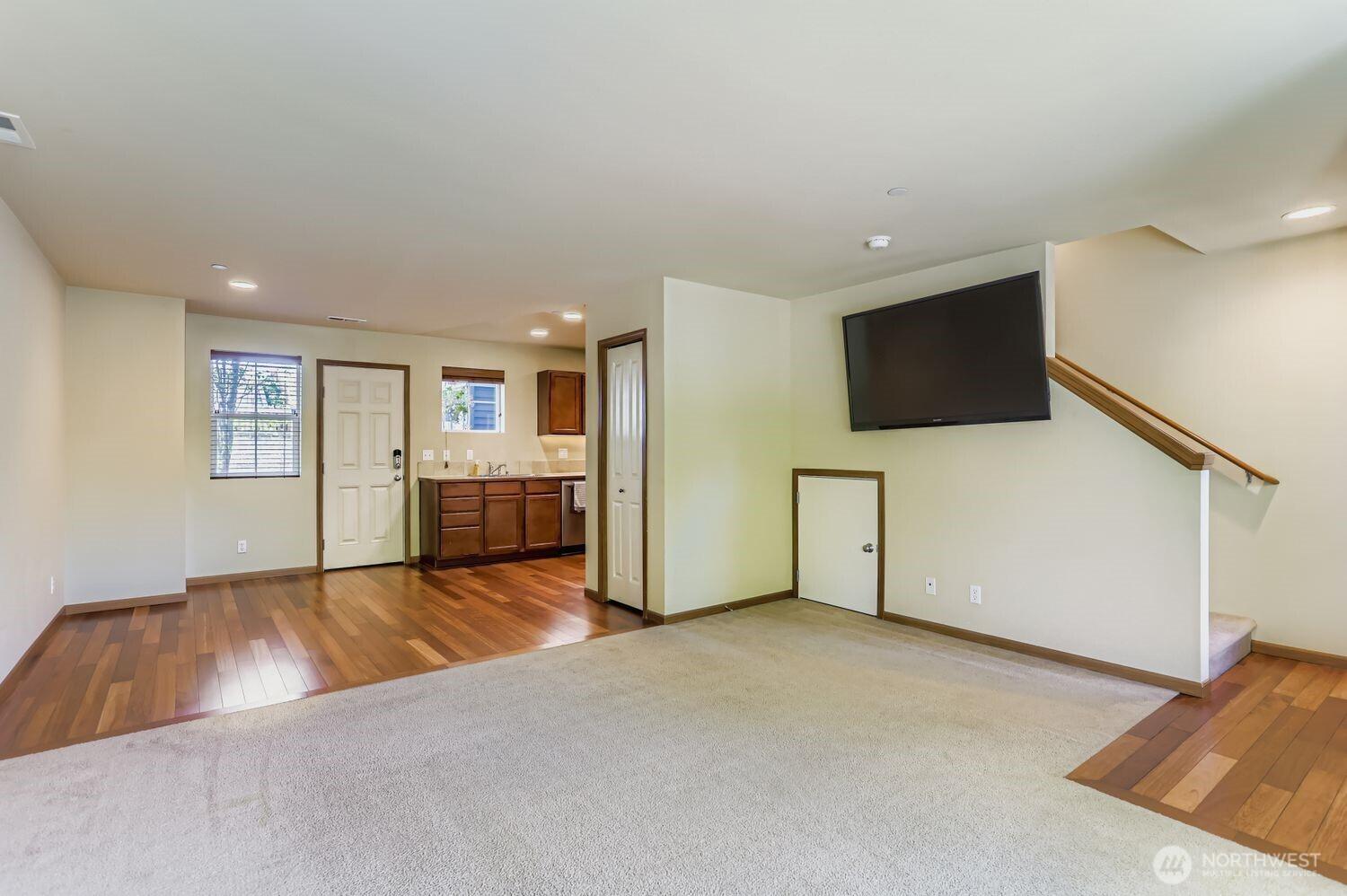 ISSAQUAH, Washington, 98029, United States, 4 Bedrooms Bedrooms, ,2 BathroomsBathrooms,Residential,For Sale,1951162