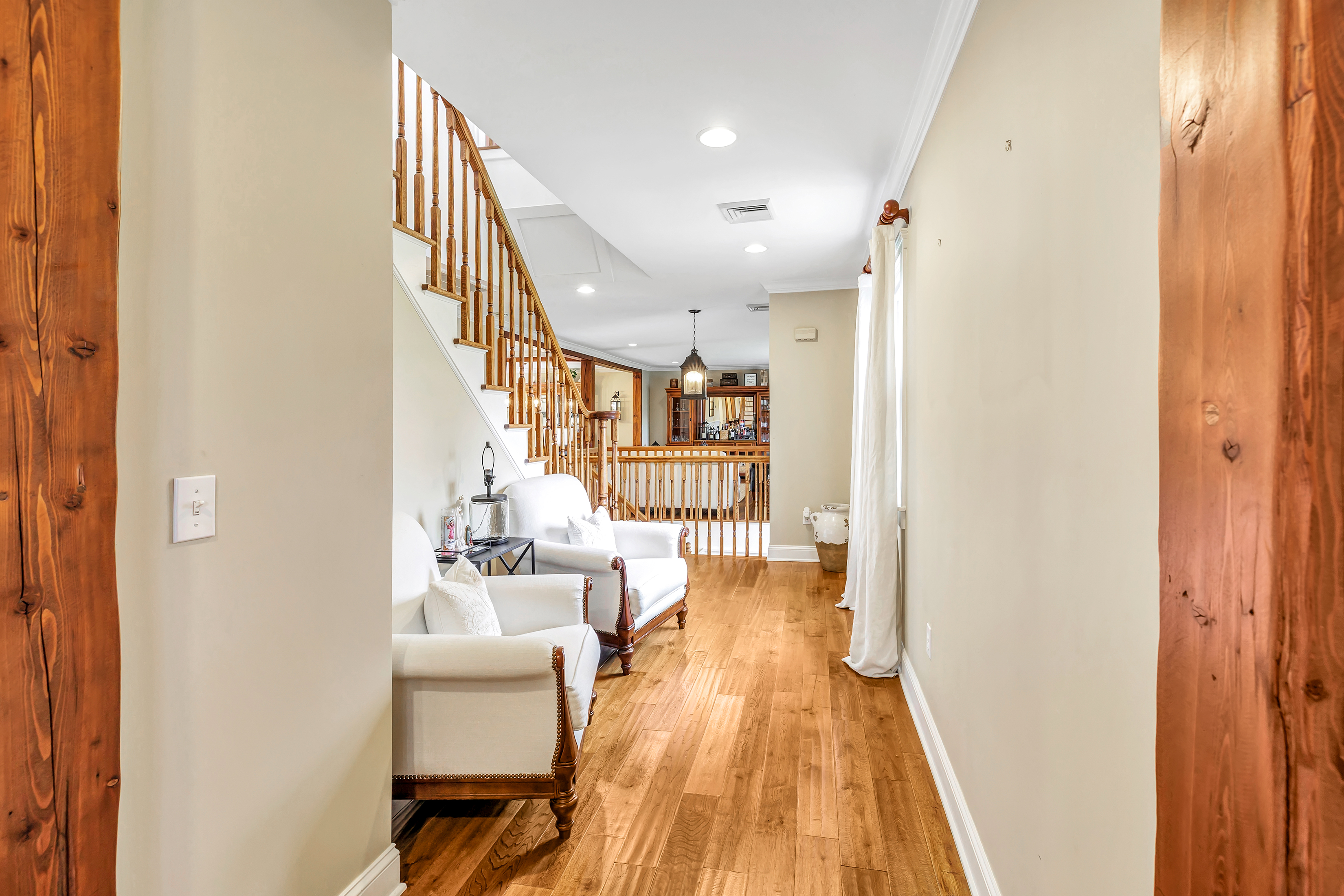 Danbury, Connecticut, 06811, United States, 10 Bedrooms Bedrooms, ,5 BathroomsBathrooms,Residential,For Sale,1992409