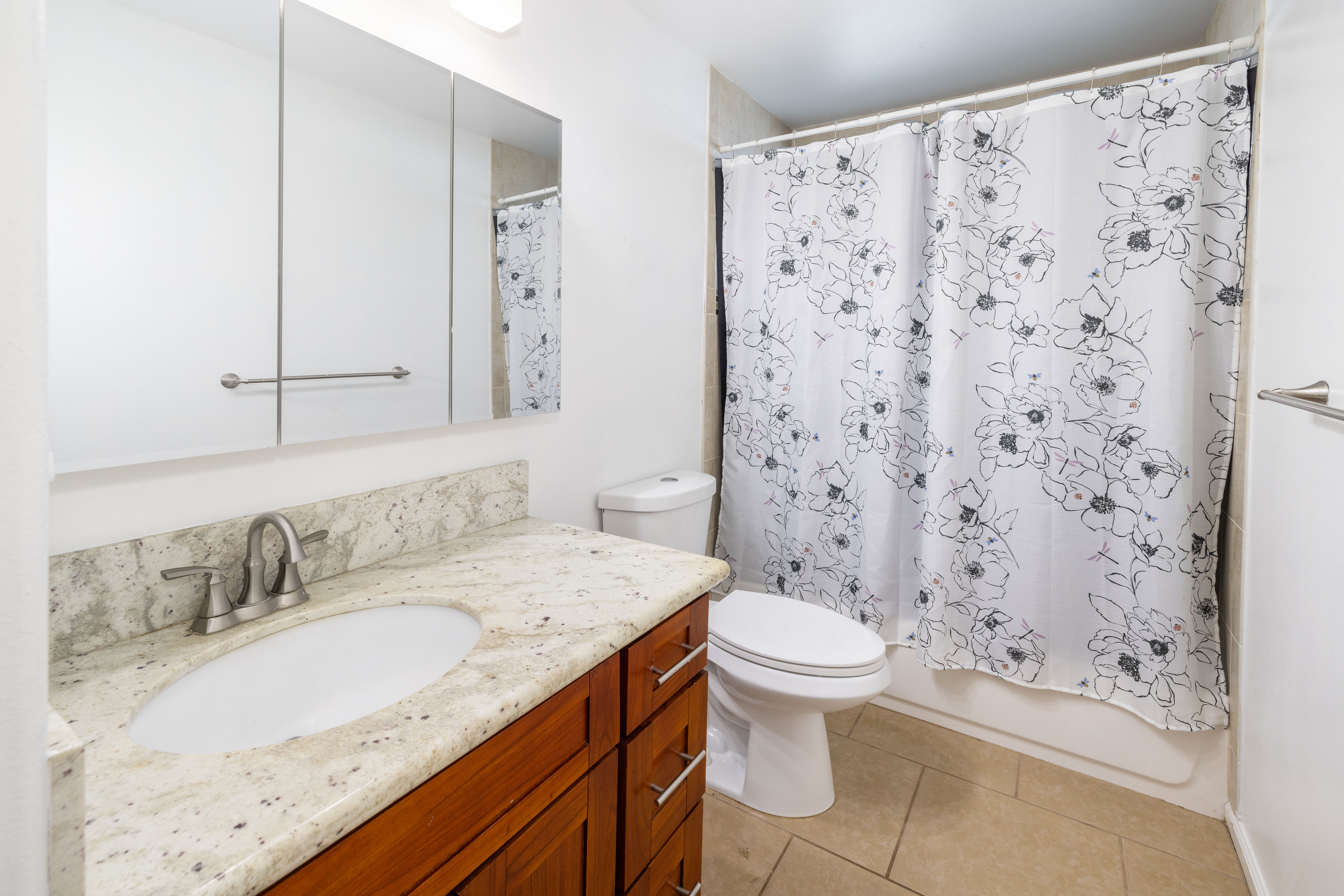 Waianae, Hawaii, 96792, United States, 4 Bedrooms Bedrooms, ,3 BathroomsBathrooms,Residential,For Sale,1992344