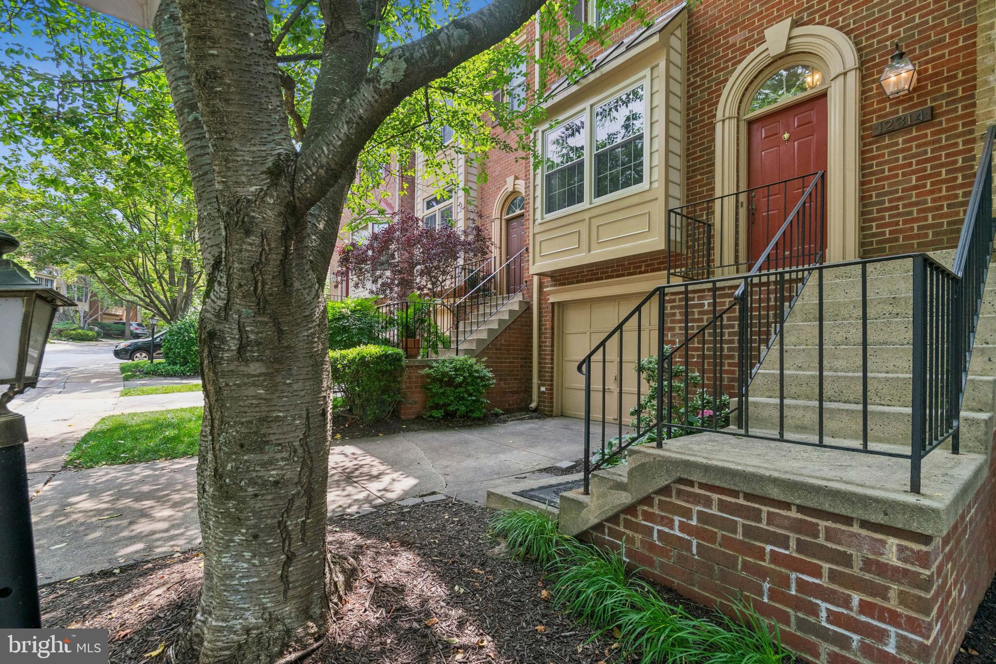 North Potomac, Maryland, 20878, United States, 3 Bedrooms Bedrooms, ,4 BathroomsBathrooms,Residential,For Sale,1923950