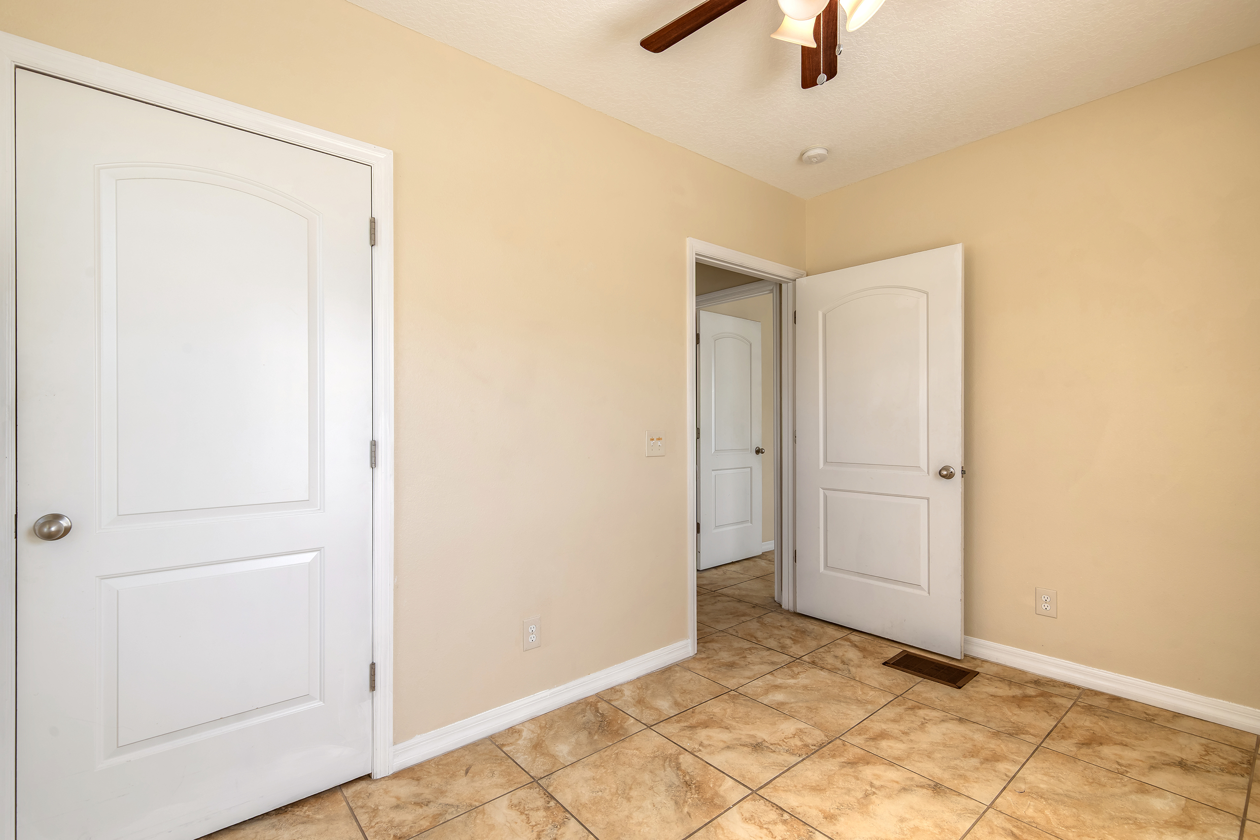 Daytona Beach, Florida, 32118, United States, 5 Bedrooms Bedrooms, ,3 BathroomsBathrooms,Residential,For Sale,1982545