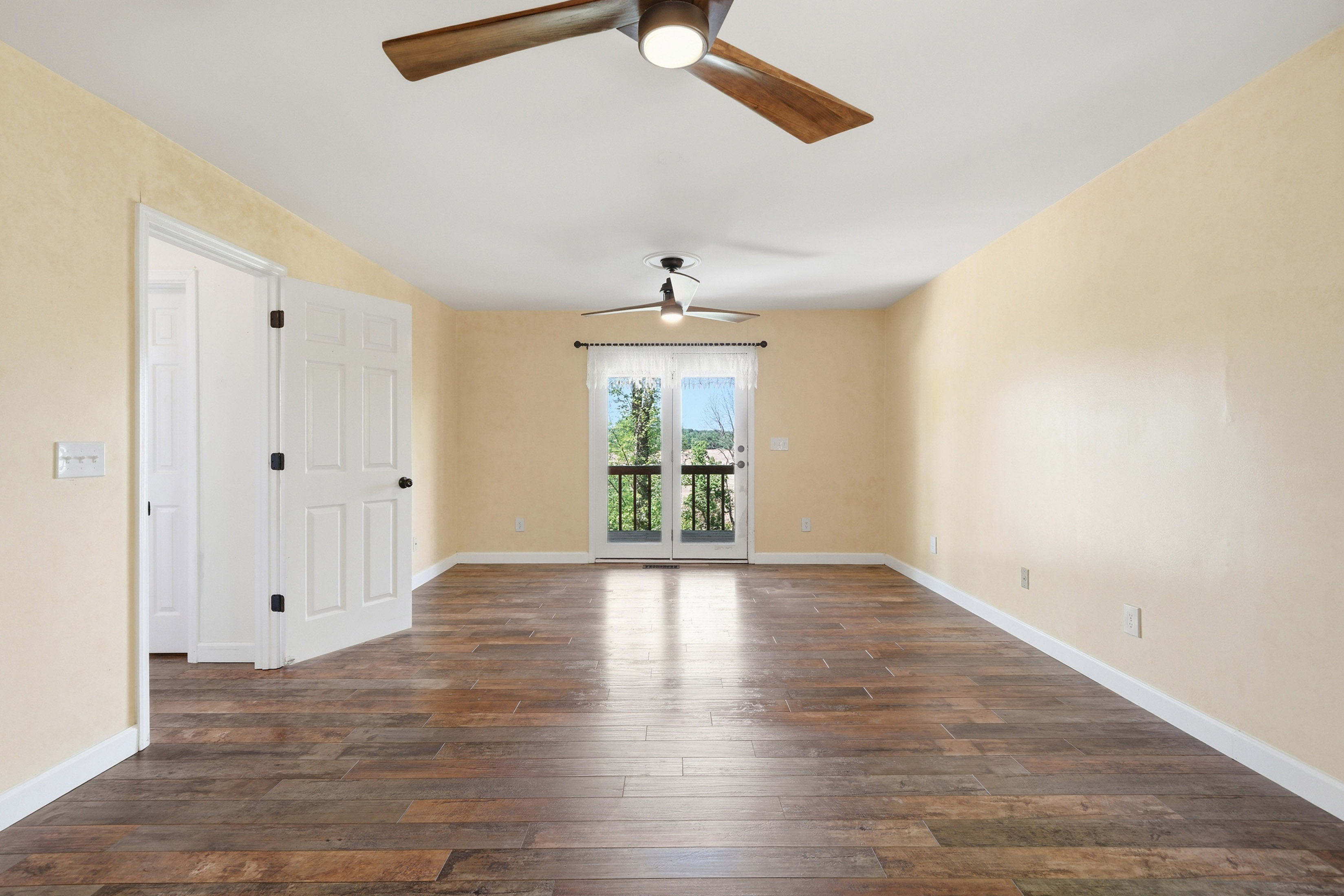  Ideal Cabin Escape Ready for Your Riverfront Lifestyle - 物件實景