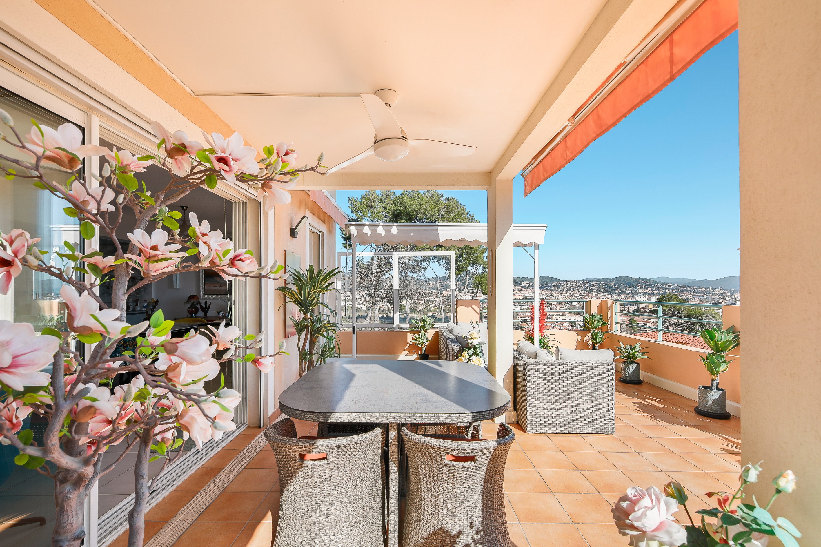  Hyères, Costebelle – Renovated Apartment with Sea View - 物件實景