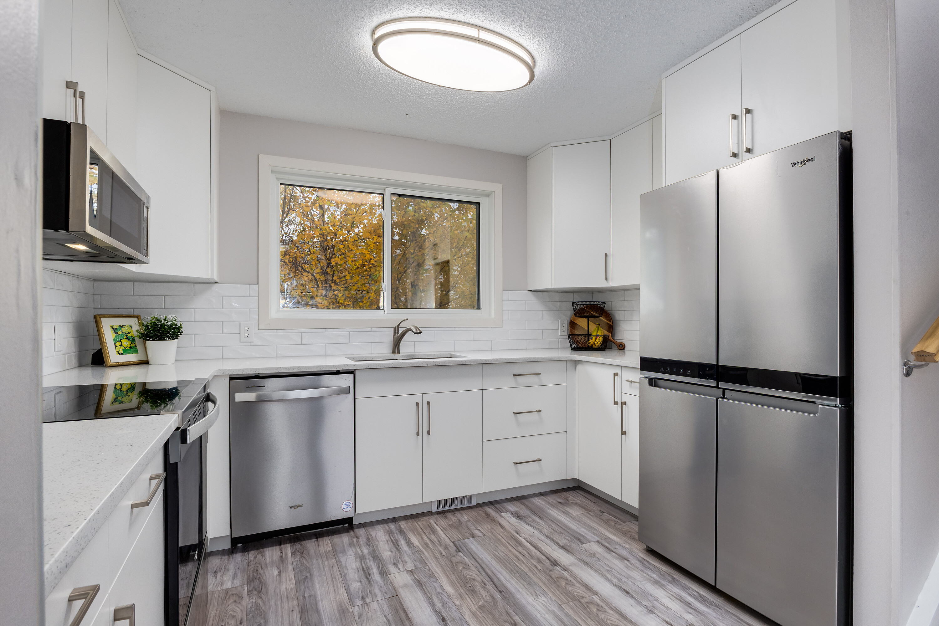  228 Deer Ridge Place SE - 物件實景