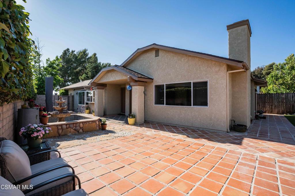 Moorpark, California, 93021, United States, 2 Bedrooms Bedrooms, ,2 BathroomsBathrooms,Residential,For Sale,1935998