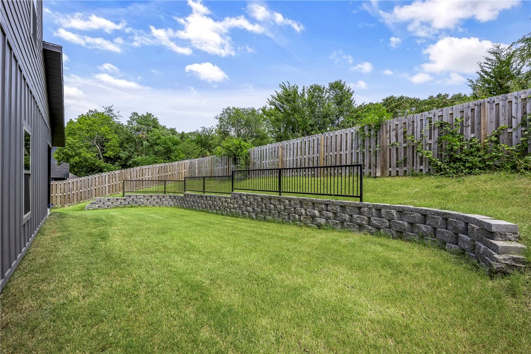 Fayetteville, Arkansas, 72704, United States, 3 Bedrooms Bedrooms, ,3 BathroomsBathrooms,Residential,For Sale,1901346