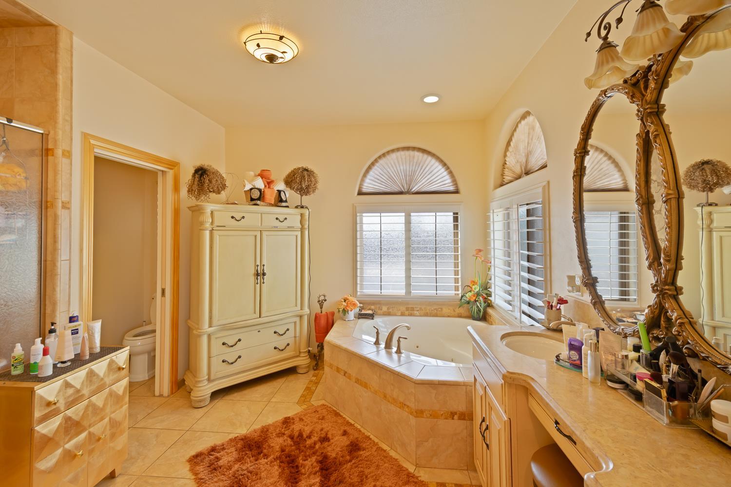 Chowchilla, California, 93610, United States, 3 Bedrooms Bedrooms, ,3 BathroomsBathrooms,Residential,For Sale,2001556