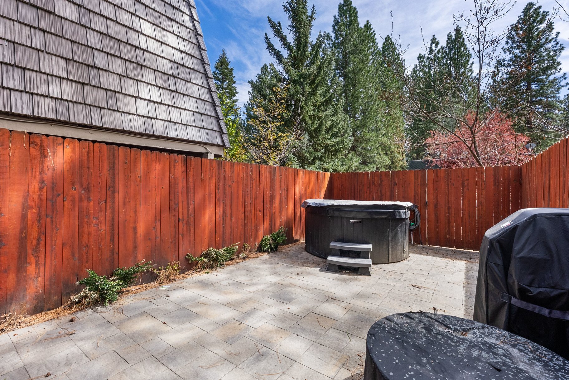  Unmatched Quality in an Ideal Location - 物件實景