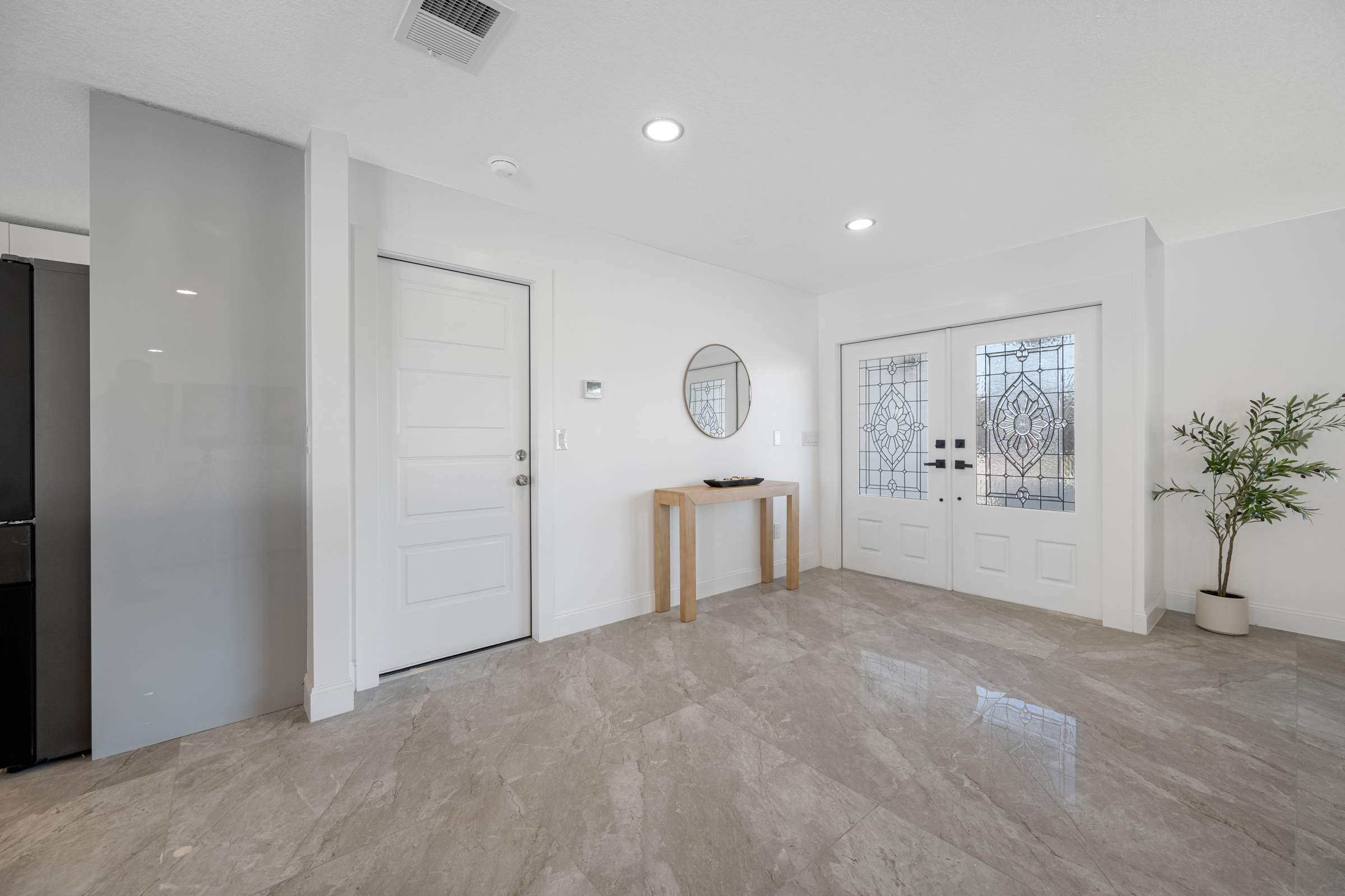 St Petersburg, Florida, 33707, United States, 3 Bedrooms Bedrooms, ,3 BathroomsBathrooms,Residential,For Sale,2017705