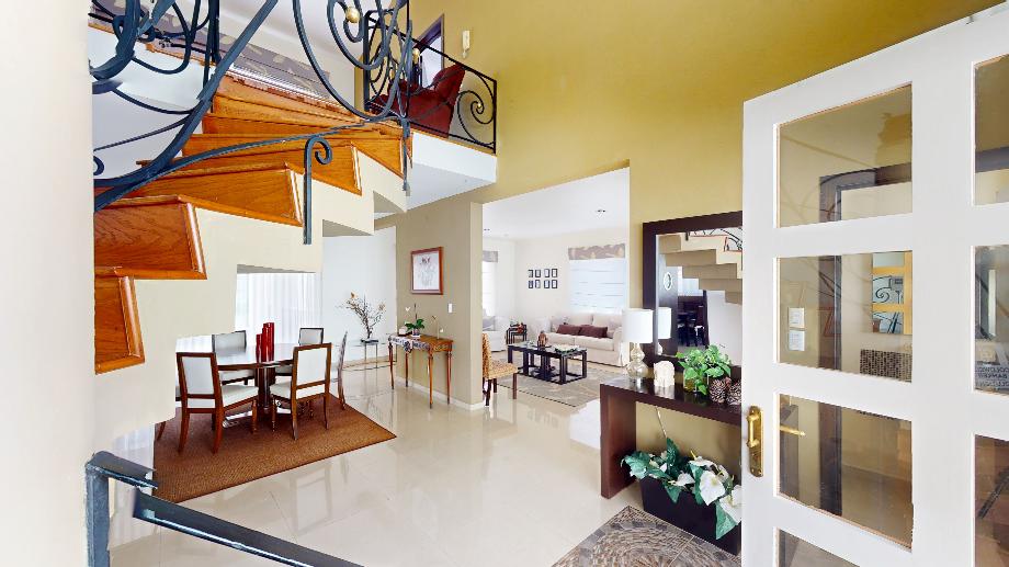 Atizapán de Zaragoza, Estado de méxico, 52938, Mexico, 8 Bedrooms Bedrooms, ,6 BathroomsBathrooms,Residential,For Sale,1746651