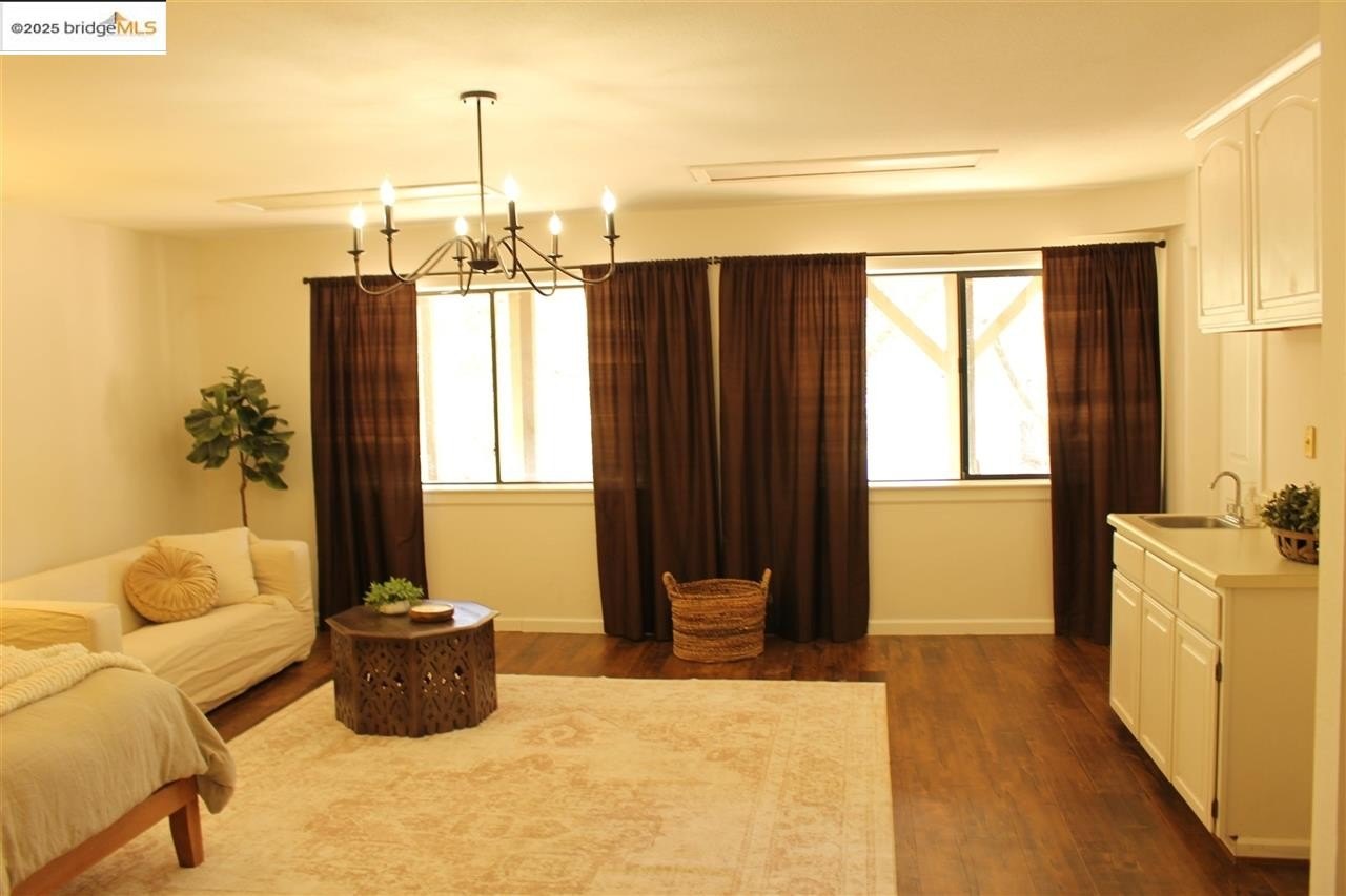 Sonora, California, 95370, United States, 4 Bedrooms Bedrooms, ,3 BathroomsBathrooms,Residential,For Sale,1976244