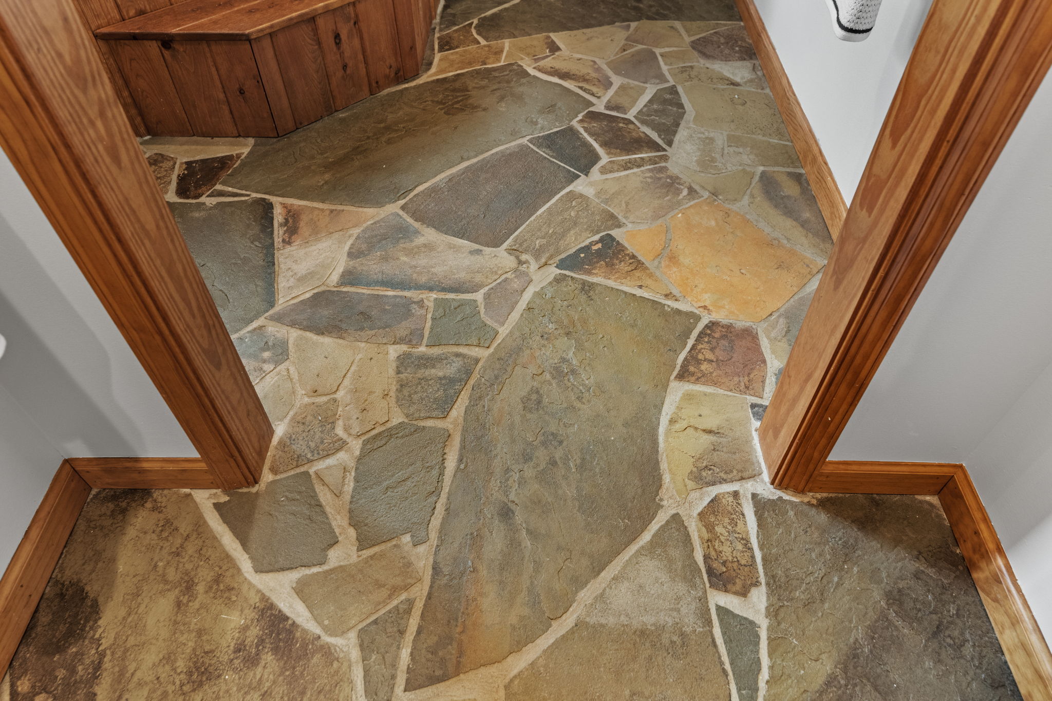  310 Red Gate Retreat Way, Berkeley Springs, WV 25411 - 物件實景