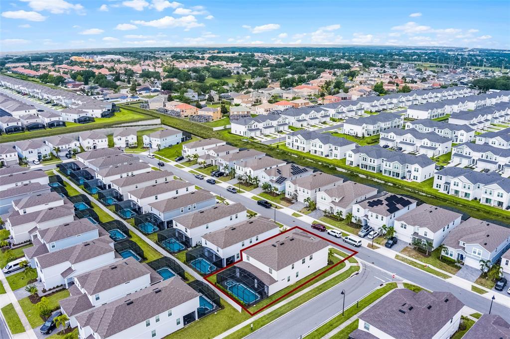 Davenport, Florida, 33897, United States, 10 Bedrooms Bedrooms, ,8 BathroomsBathrooms,Residential,For Sale,1897679
