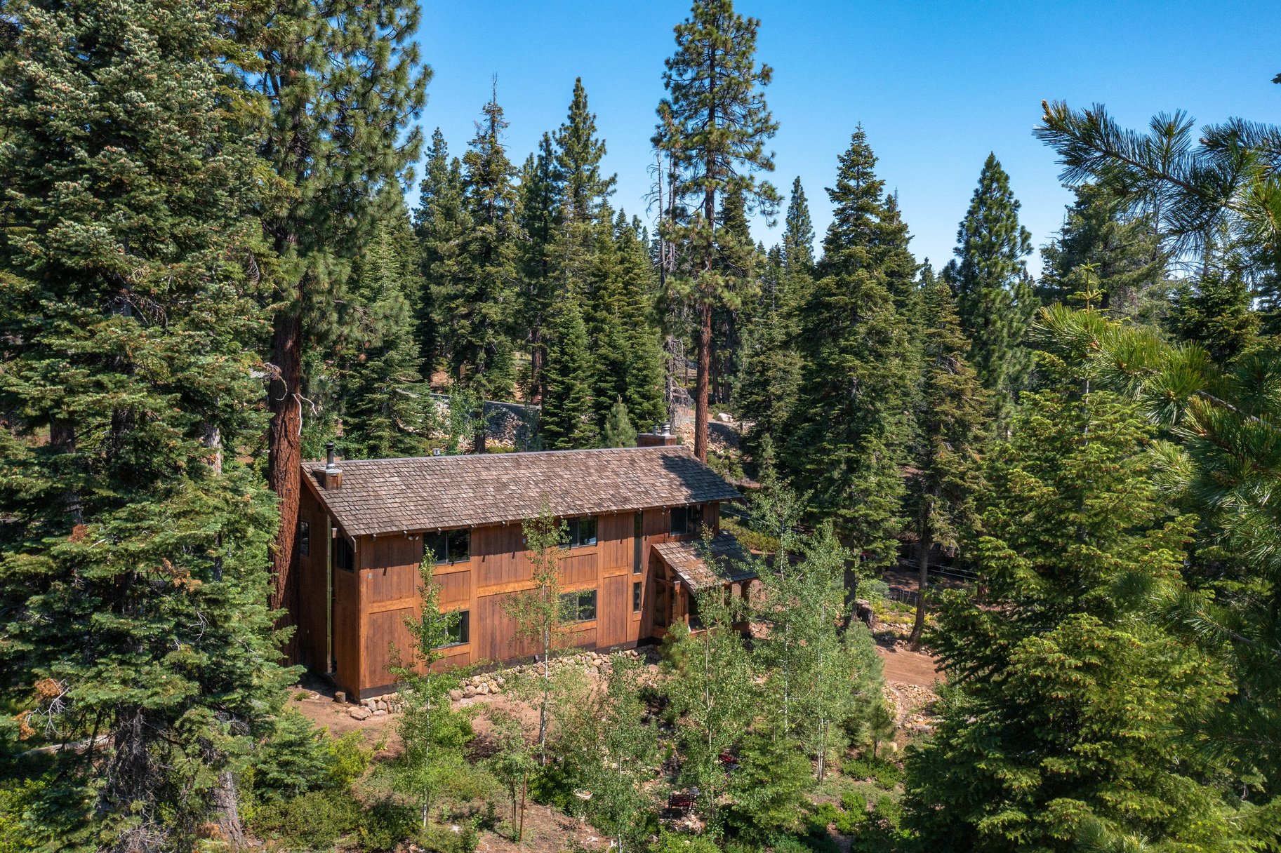  Rare, 10-acre parcel with house minutes from Tahoe City - 物件實景