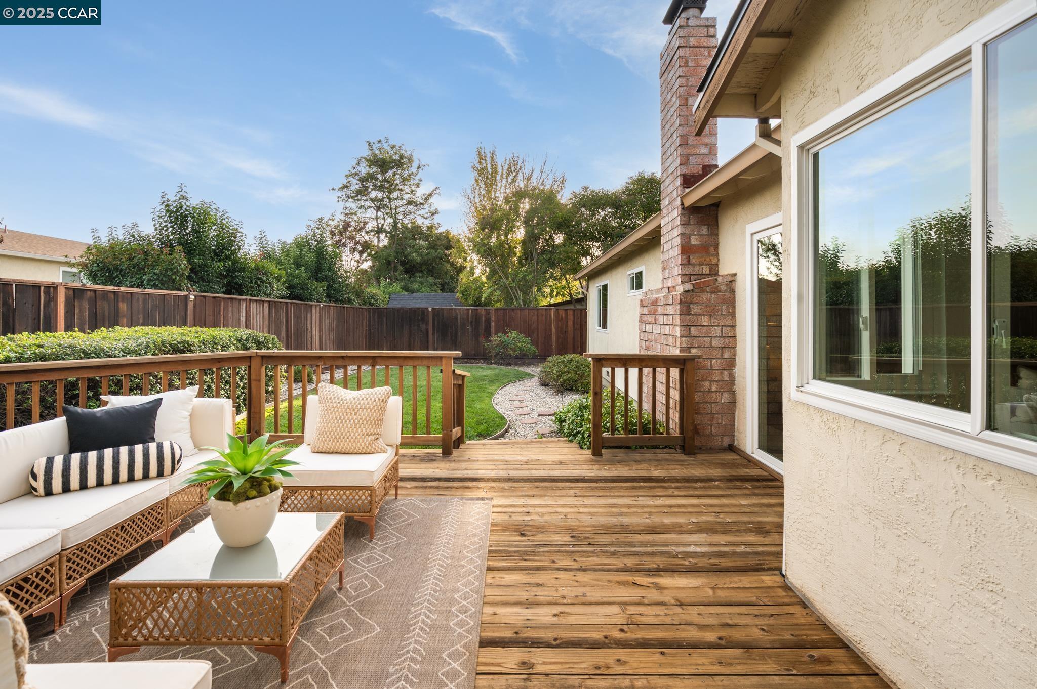 San Ramon, California, 94583, United States, 3 Bedrooms Bedrooms, ,2 BathroomsBathrooms,Residential,For Sale,1992109