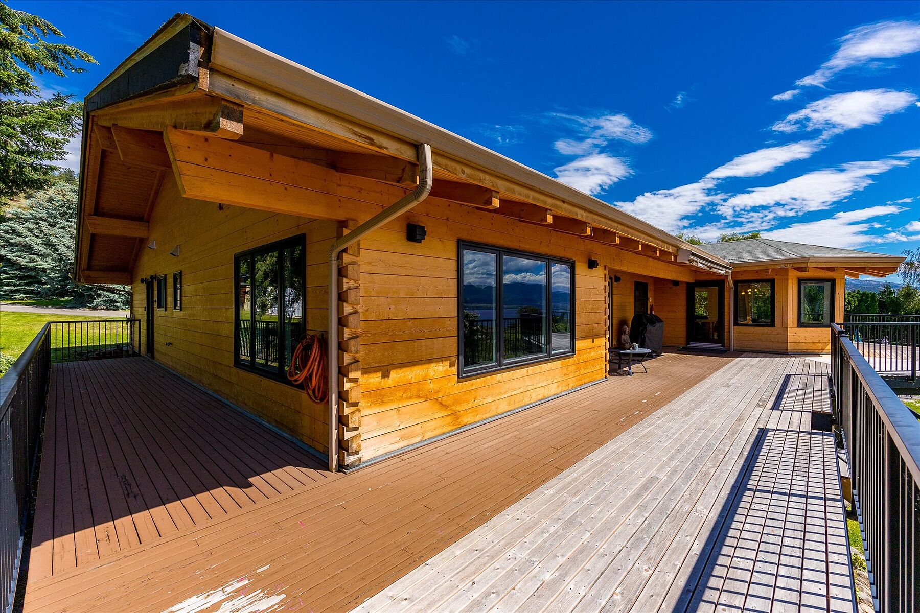  Multiple Homes on a Vineyard - 物件實景
