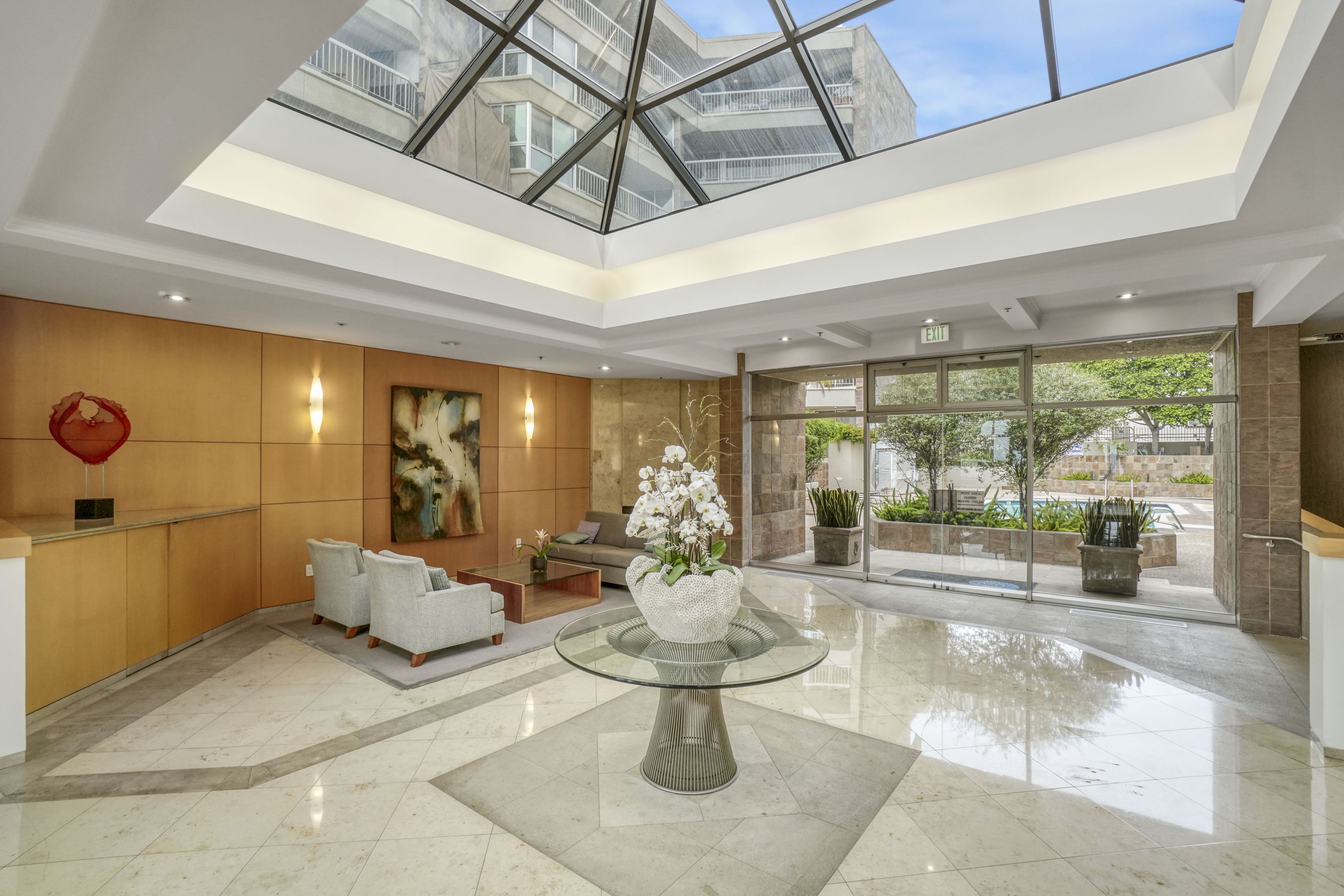  515 Ocean Avenue, 706S - 物件實景