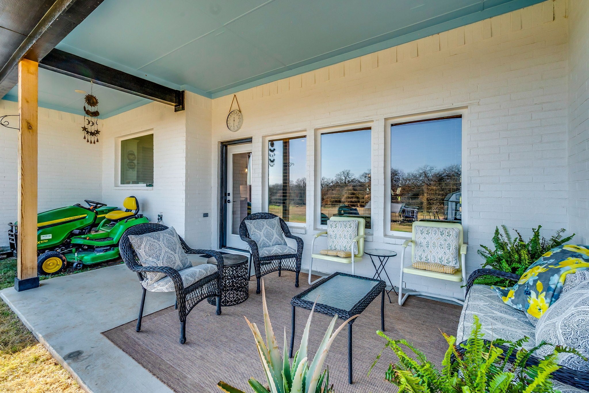 Weatherford, Texas, 76088, United States, 3 Bedrooms Bedrooms, ,2 BathroomsBathrooms,Residential,For Sale,1983909