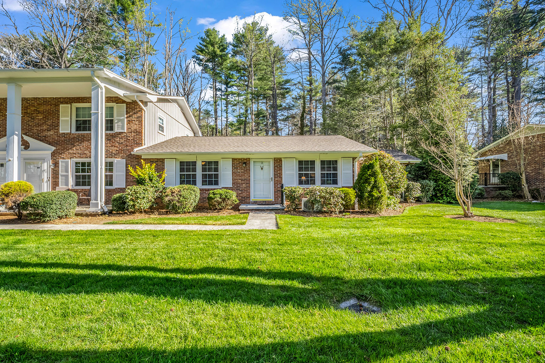  FLAT ROCK - 物件實景