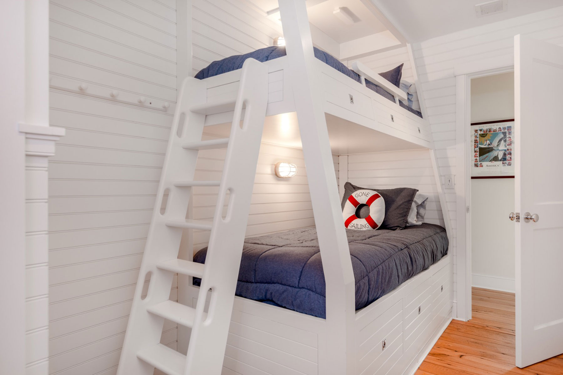  10 East Lincoln Ave, Nantucket, MA, 02554 - 物件實景