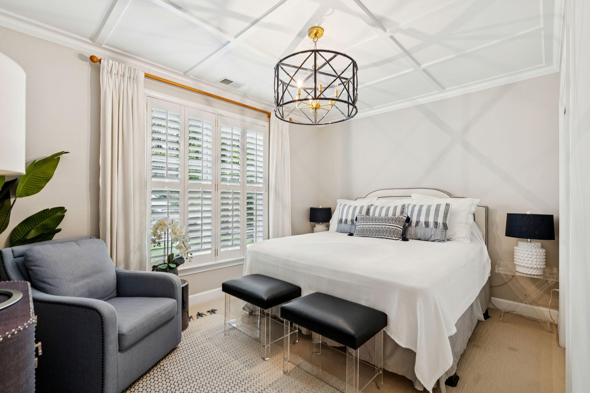 Mount Pleasant, South Carolina, 29464, United States, 3 Bedrooms Bedrooms, ,2 BathroomsBathrooms,Residential,For Sale,1979590