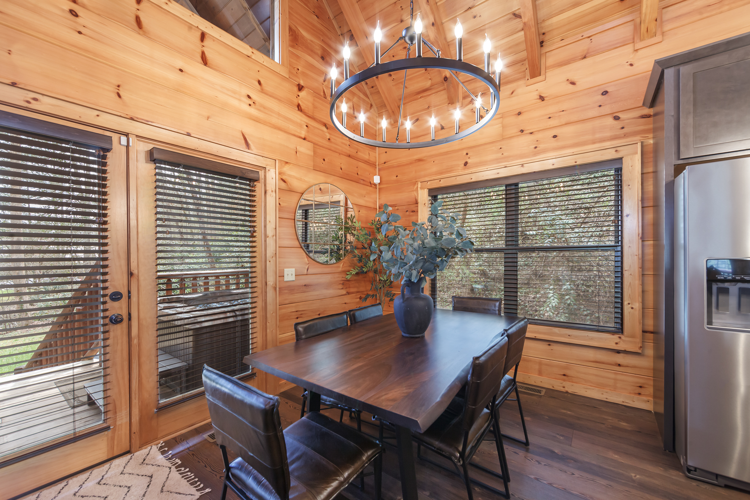 Sevierville, Tennessee, 37862, United States, 1 Bedroom Bedrooms, ,2 BathroomsBathrooms,Residential,For Sale,1979555