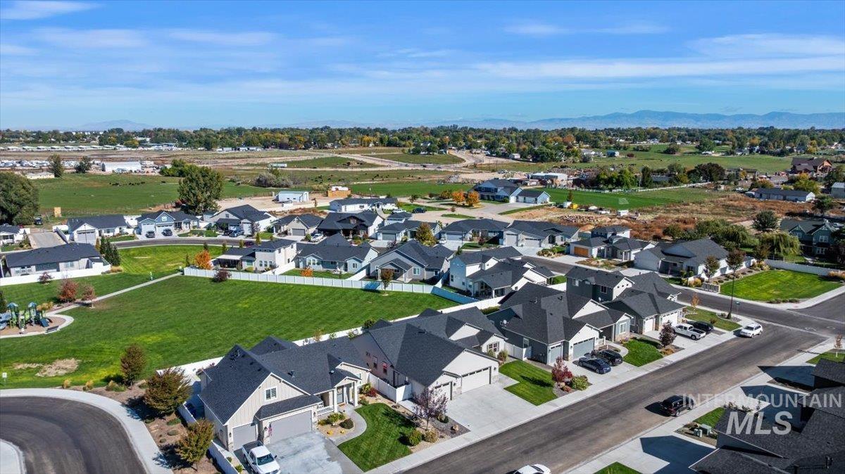 Nampa, Idaho, 83687, United States, 4 Bedrooms Bedrooms, ,Residential,For Sale,1970724