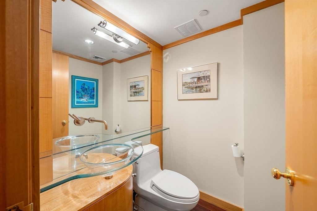 Boston, Massachusetts, 02116, United States, 1 Bedroom Bedrooms, ,2 BathroomsBathrooms,Residential,For Sale,1787577