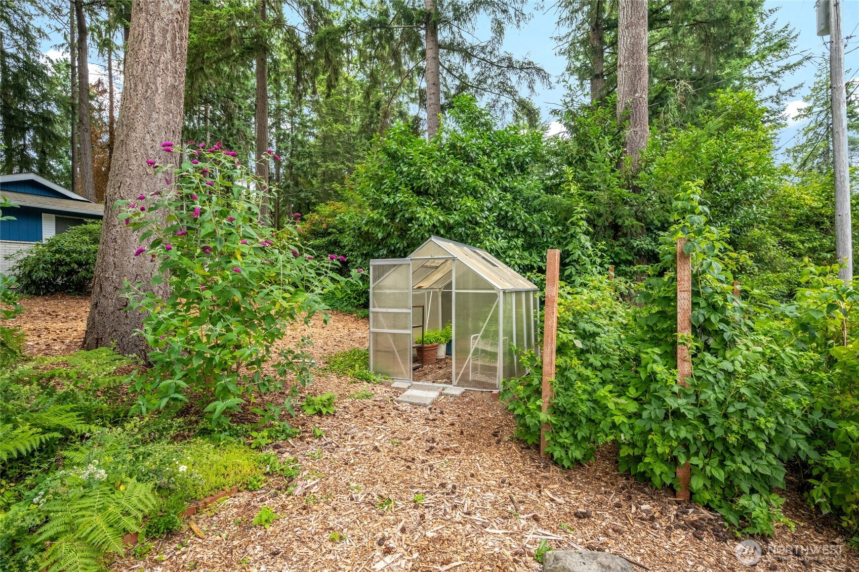 Gig Harbor, Washington, 98335, United States, 3 Bedrooms Bedrooms, ,1 BathroomBathrooms,Residential,For Sale,1908479