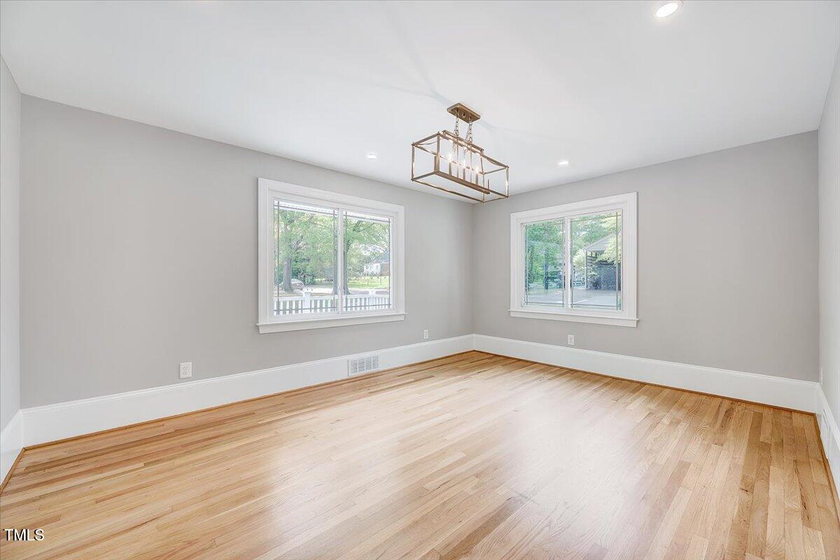 Fuquay Varina, North Carolina, 27526, United States, 4 Bedrooms Bedrooms, ,2 BathroomsBathrooms,Residential,For Sale,1778553