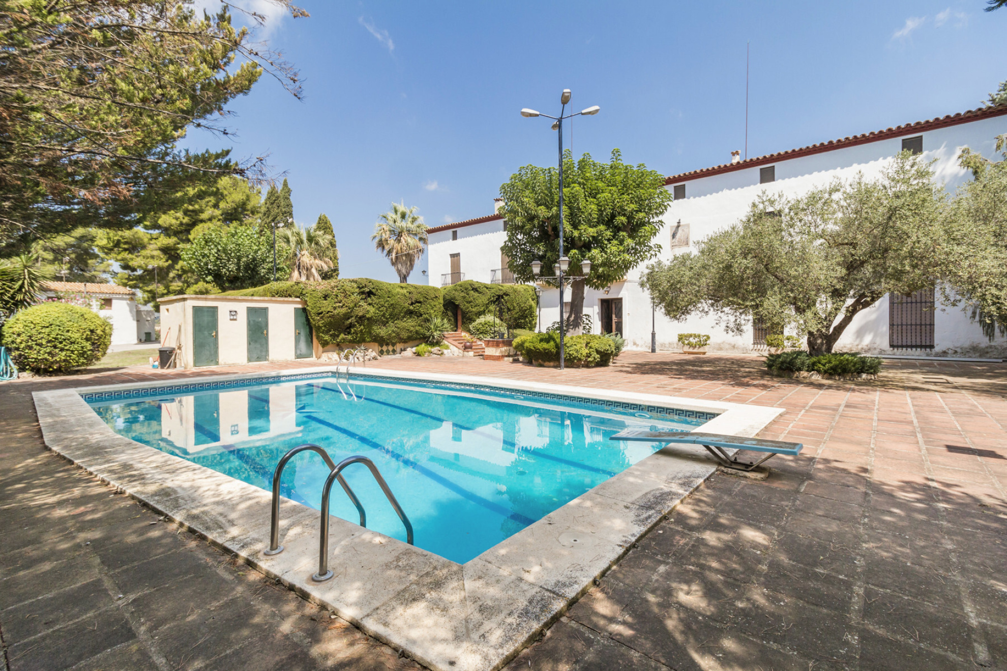  Historic Winery Estate with Vineyards in Penedes for Sale. - 物件實景