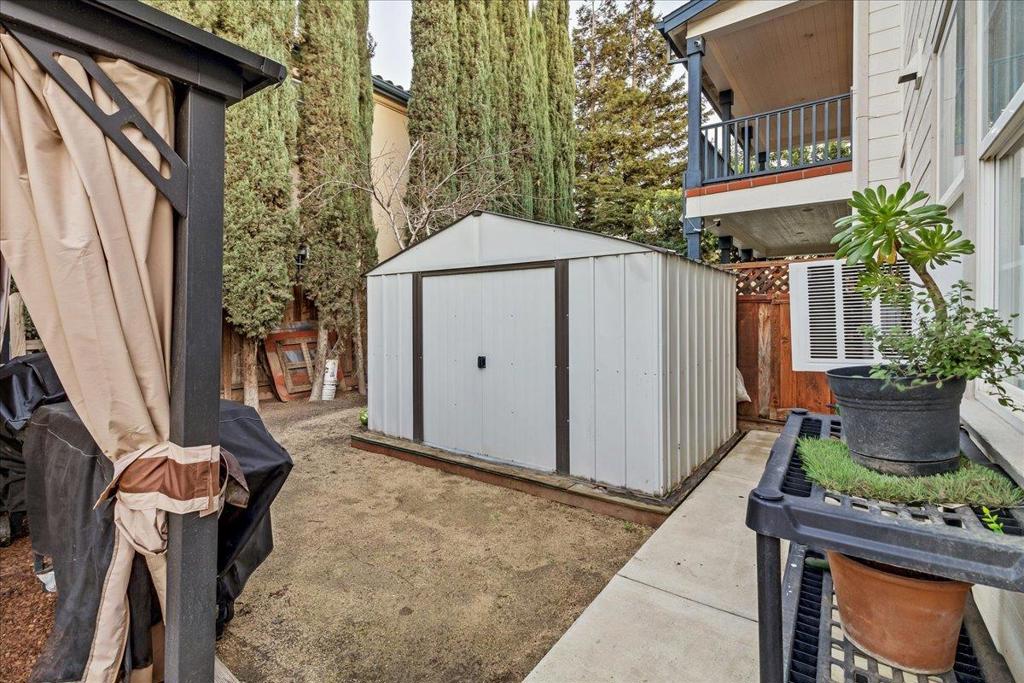 King City, California, 93930, United States, 4 Bedrooms Bedrooms, ,3 BathroomsBathrooms,Residential,For Sale,2010438