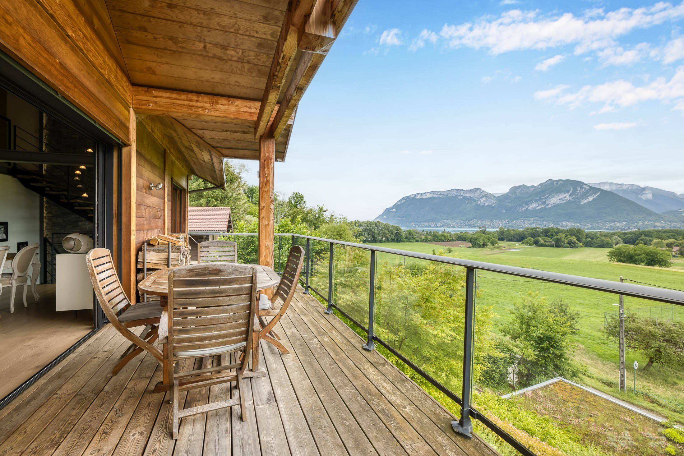  Beautiful house with swimming pool and magnificent view of the lake and mountai… - 物件實景