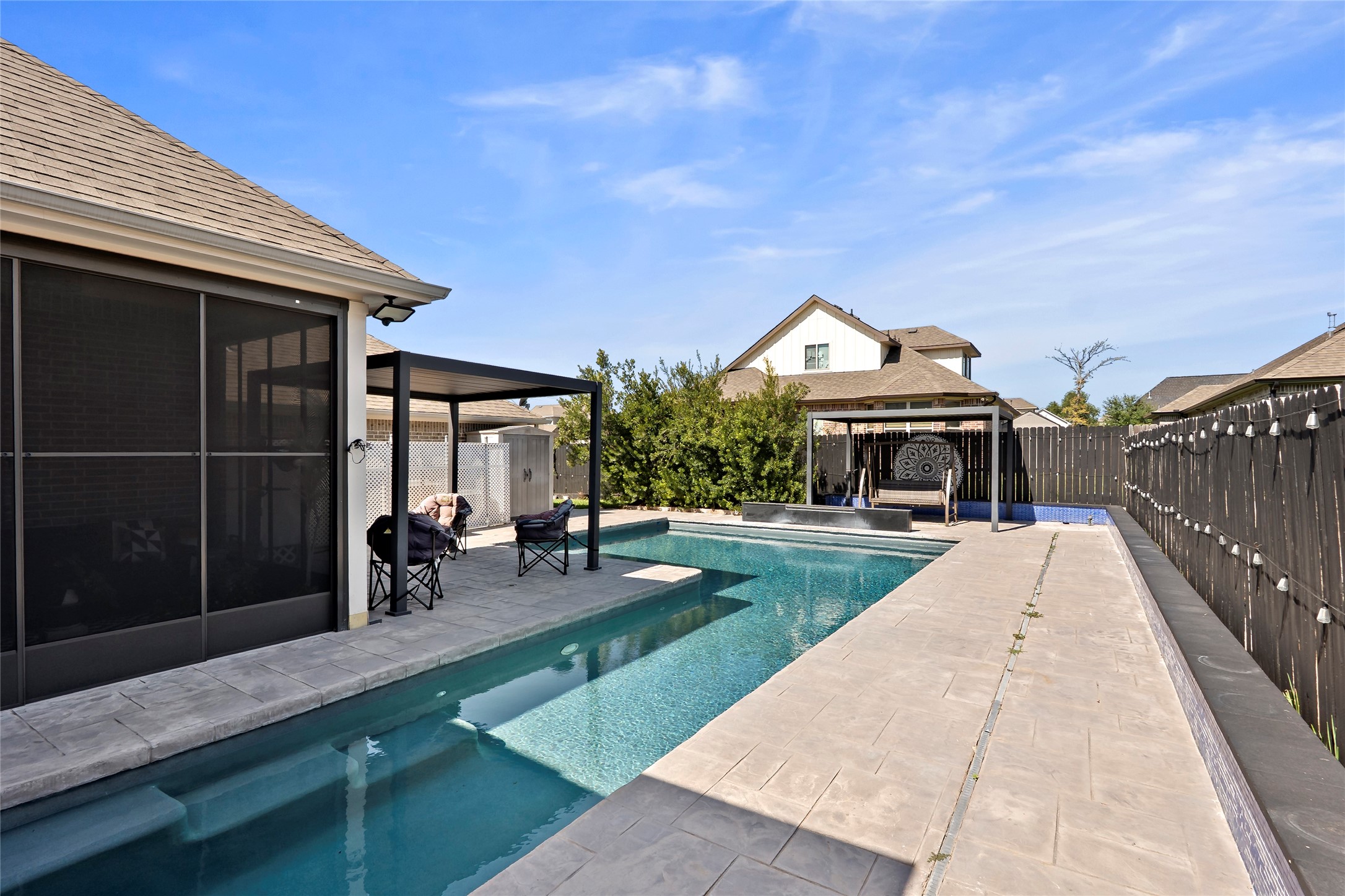 College Station, Texas, 77845, United States, 4 Bedrooms Bedrooms, ,3 BathroomsBathrooms,Residential,For Sale,1994441