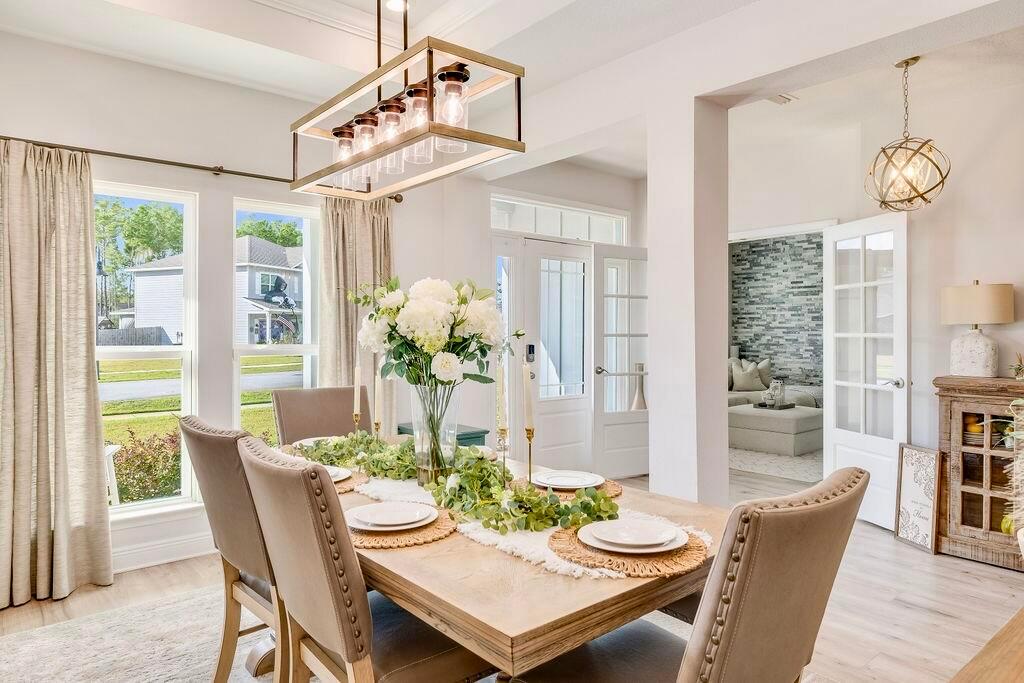 Freeport, Florida, 32439, United States, 5 Bedrooms Bedrooms, ,3 BathroomsBathrooms,Residential,For Sale,1976395