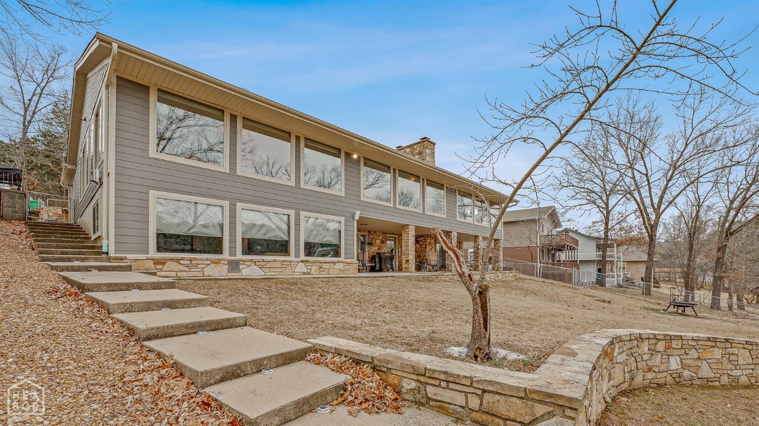 Cherokee Village, Arkansas, 72529, United States, 6 Bedrooms Bedrooms, ,3 BathroomsBathrooms,Residential,For Sale,1983477