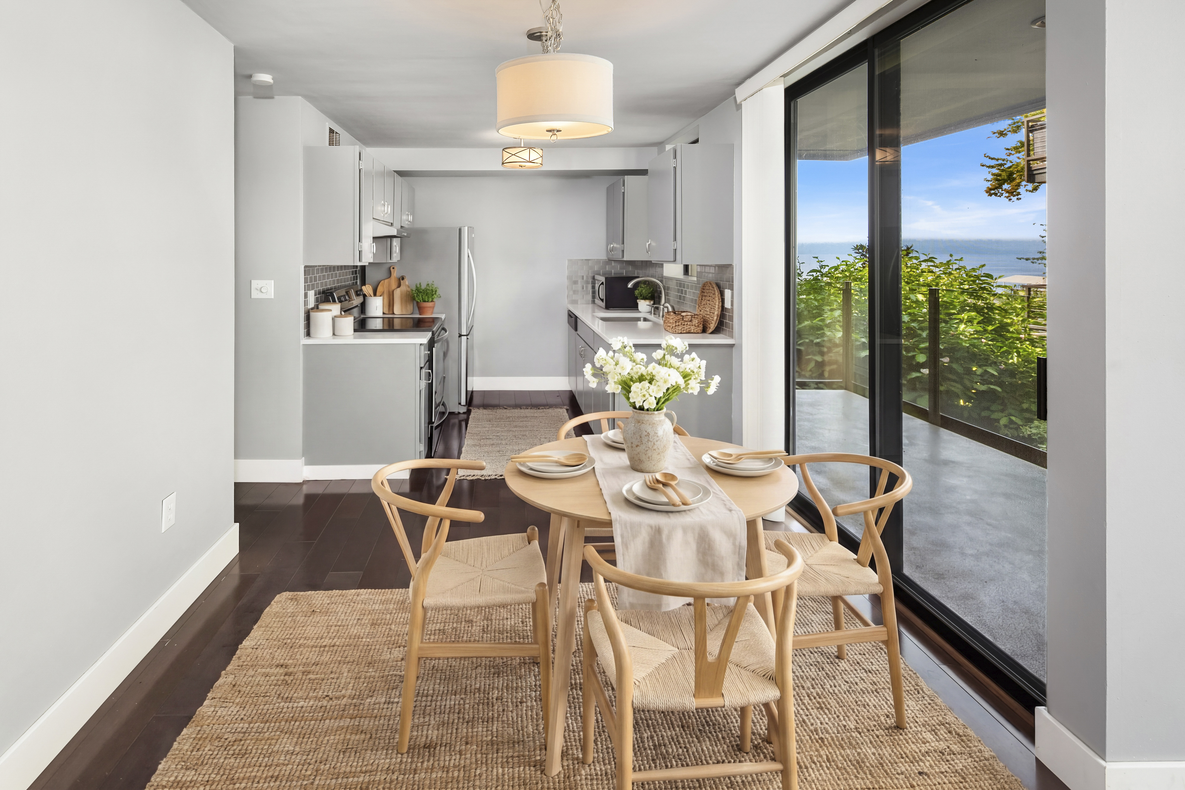  4561 Lake Washington Boulevard Northeast, Kirkland, WA 98033 - 物件實景