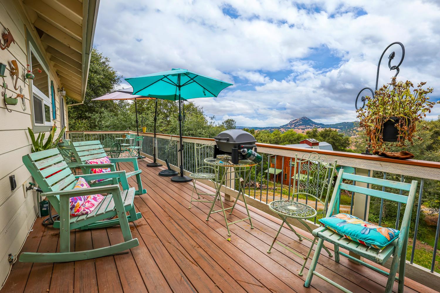 Mokelumne Hill, California, 95245, United States, 3 Bedrooms Bedrooms, ,2 BathroomsBathrooms,Residential,For Sale,2048393