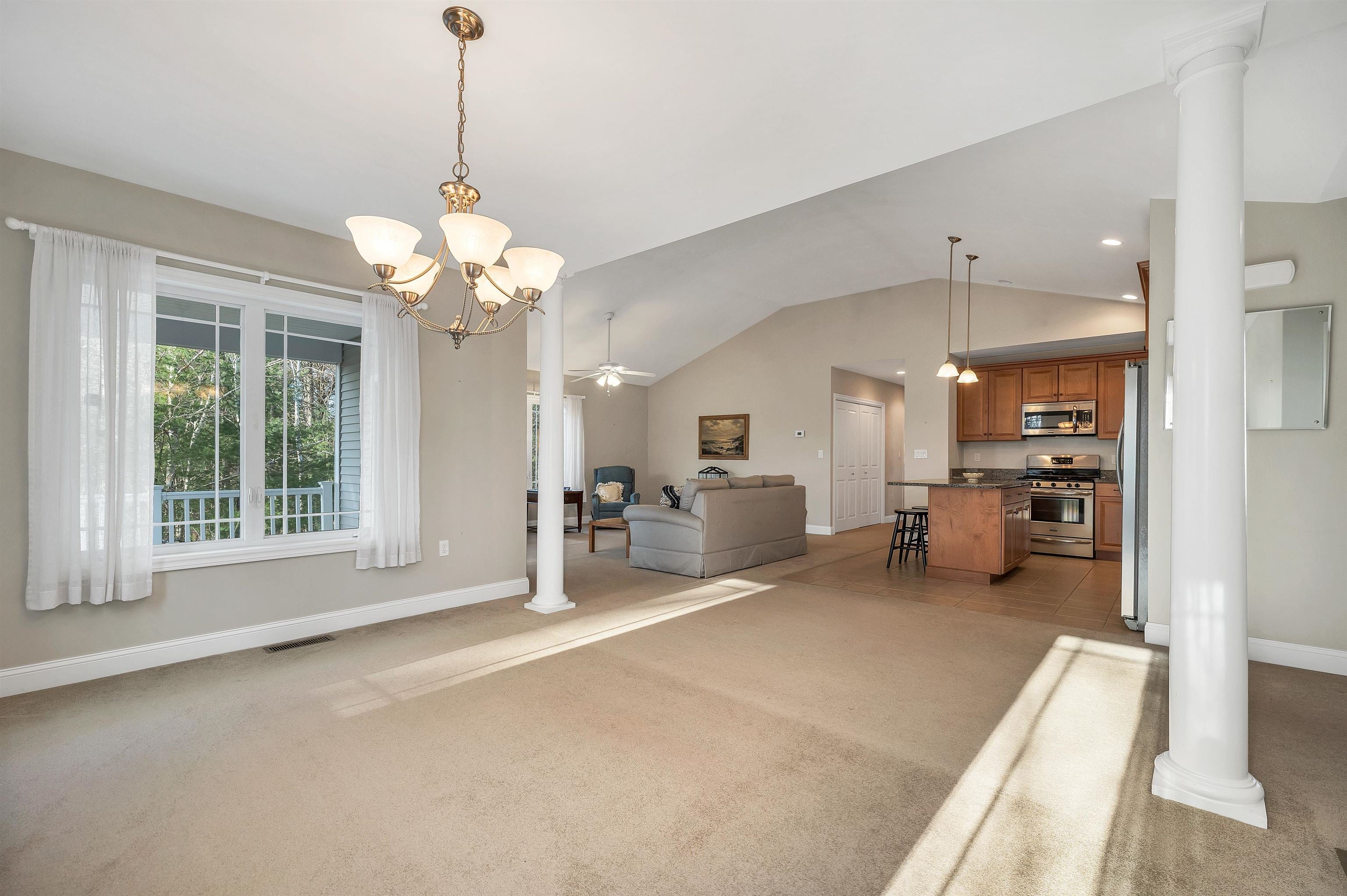 Windham, New Hampshire, 03087, United States, 2 Bedrooms Bedrooms, ,1 BathroomBathrooms,Residential,For Sale,2001835