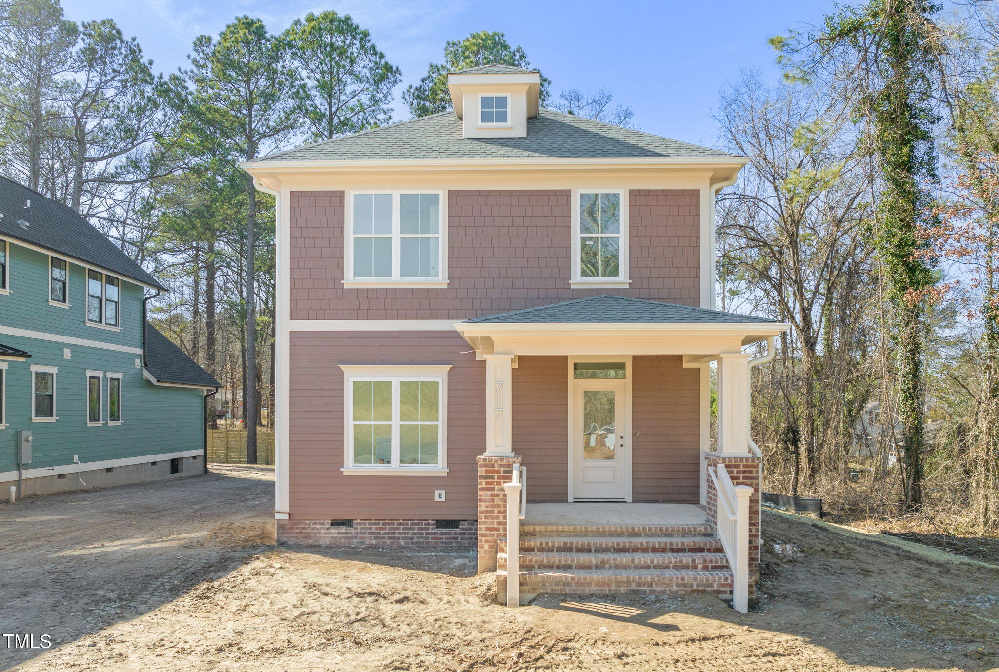 Durham, North Carolina, 27704, United States, 3 Bedrooms Bedrooms, ,3 BathroomsBathrooms,Residential,For Sale,1712615