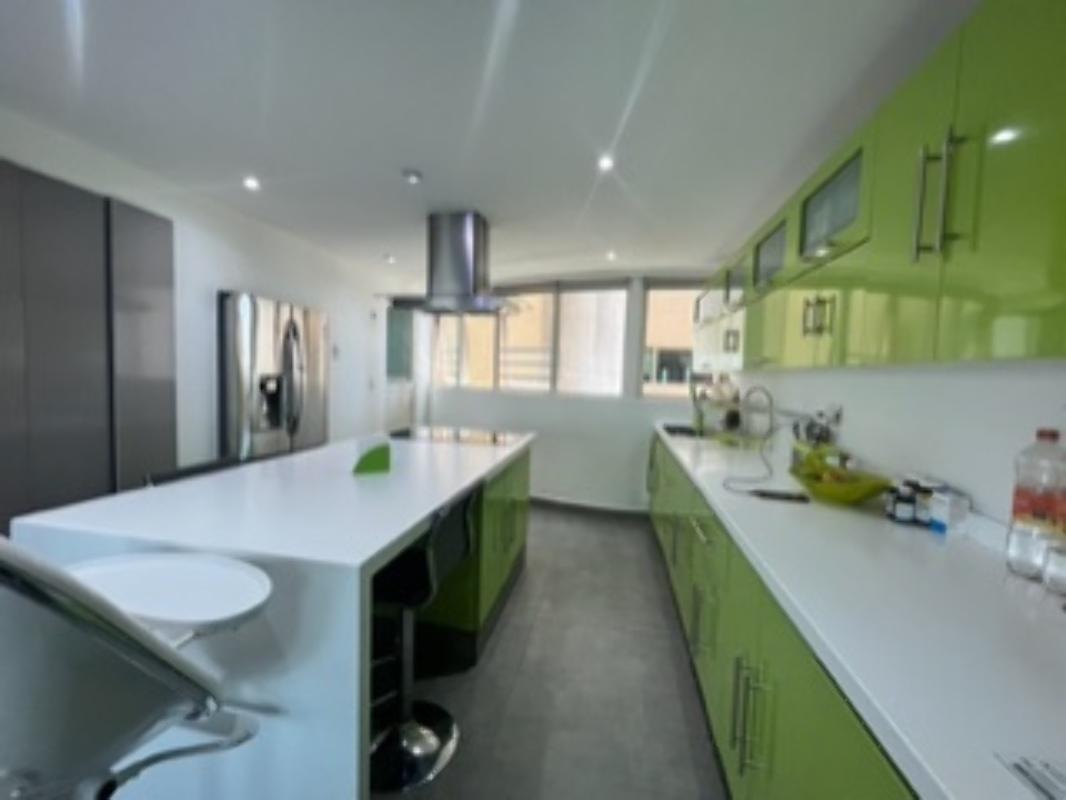 Porton de las Flores, Huixquilucan, Estado de México, 52779, Mexico, 3 Bedrooms Bedrooms, ,3 BathroomsBathrooms,Residential,For Sale,Porton de las Flores,1440883