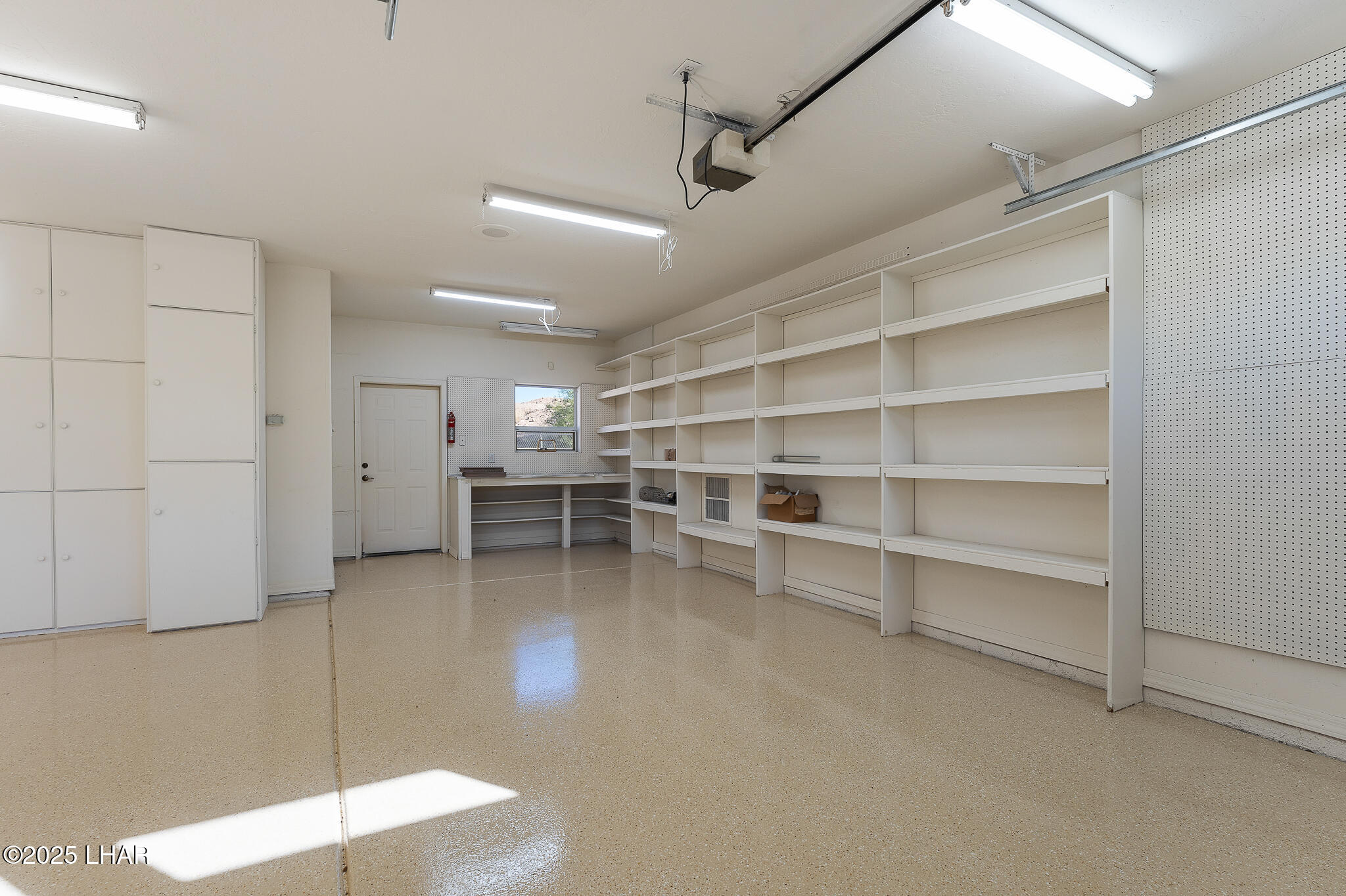 Lake Havasu City, Arizona, 86406, United States, 3 Bedrooms Bedrooms, ,2 BathroomsBathrooms,Residential,For Sale,1846694