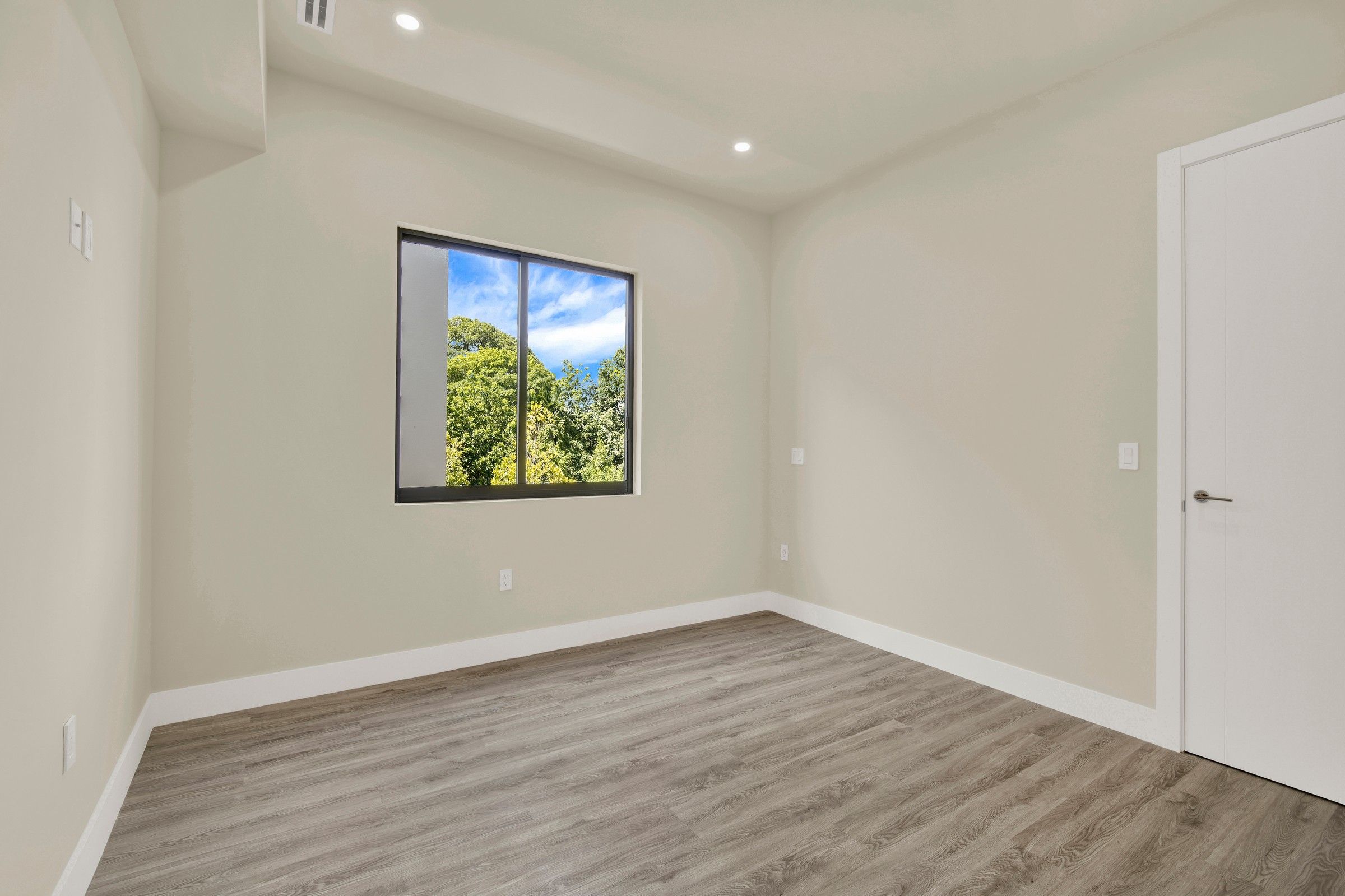  3437 SW 29th St, Miami, FL, 33133 - 物件實景