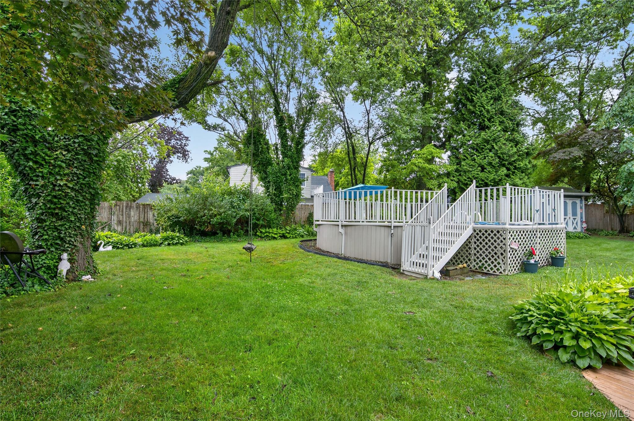  190 Oakwood Road, Huntington Station, NY, 11746 - 物件實景