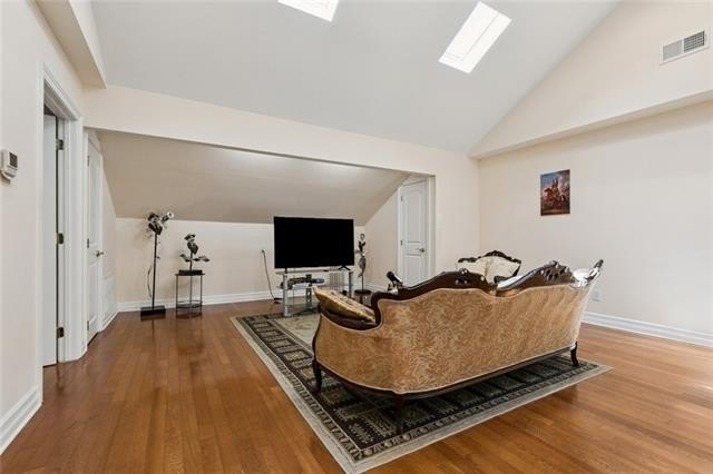 New Orleans, Louisiana, 70122, United States, 5 Bedrooms Bedrooms, ,3 BathroomsBathrooms,Residential,For Sale,1980126