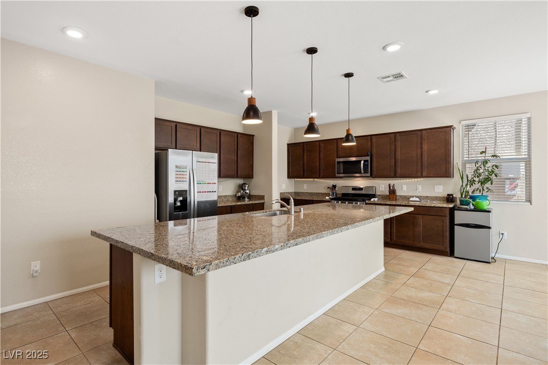 North Las Vegas, Nevada, 89031, United States, 5 Bedrooms Bedrooms, ,2 BathroomsBathrooms,Residential,For Sale,1983767