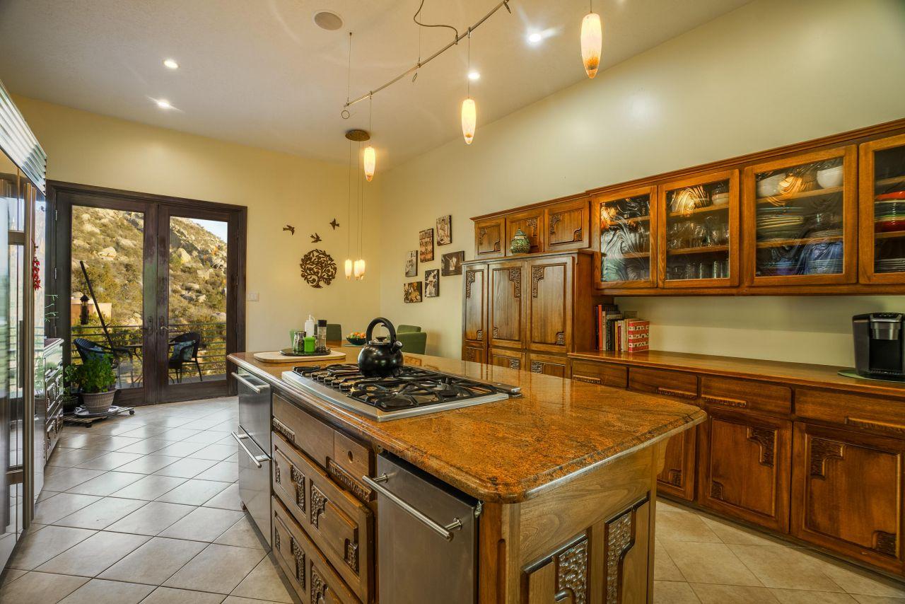 Albuquerque, New Mexico, 87122, United States, 4 Bedrooms Bedrooms, ,5 BathroomsBathrooms,Residential,For Sale,1766208