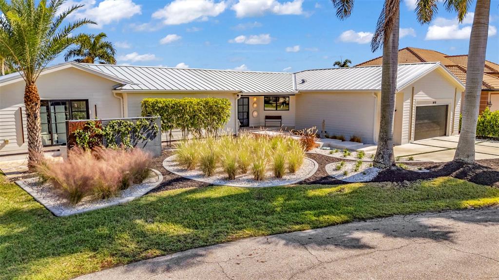 Punta Gorda, Florida, 33950, United States, 3 Bedrooms Bedrooms, ,2 BathroomsBathrooms,Residential,For Sale,1989278