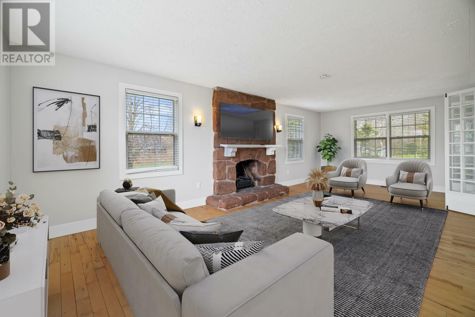 STRATFORD, Prince Edward Island, C1B 1L2, CA, 4 Bedrooms Bedrooms, ,2 BathroomsBathrooms,Residential,For Sale,1874211